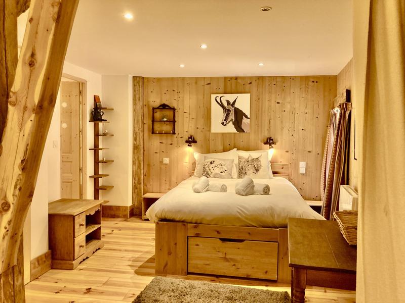 Corps de ferme - 421 m² - 15 pièces