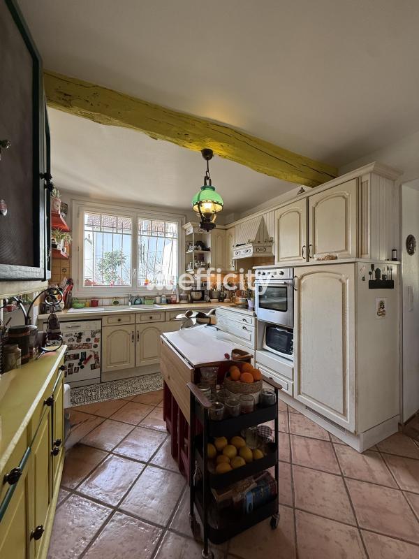 Maison - 142 m² - 6 pièces