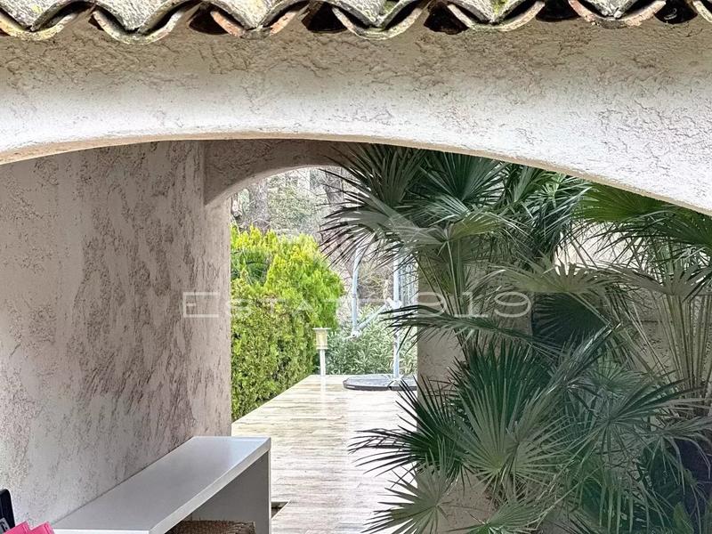 Villa - 120 m² - 5 pièces