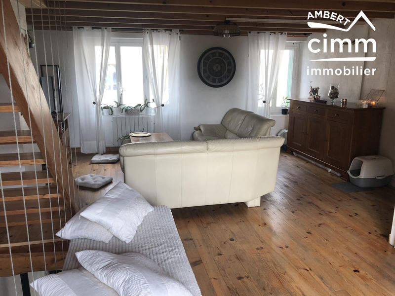 Maison - 122 m² - 8 pièces