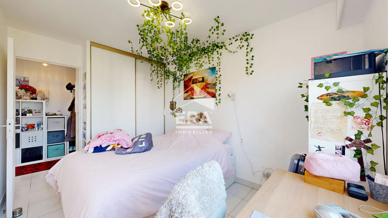 Appartement - 79 m² - 4 pièces