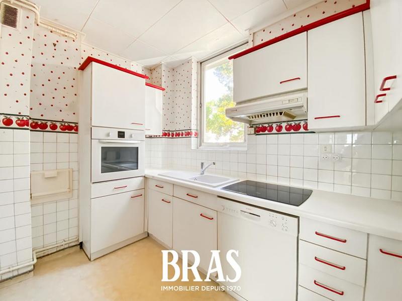 Appartement - 105 m² - 5 pièces