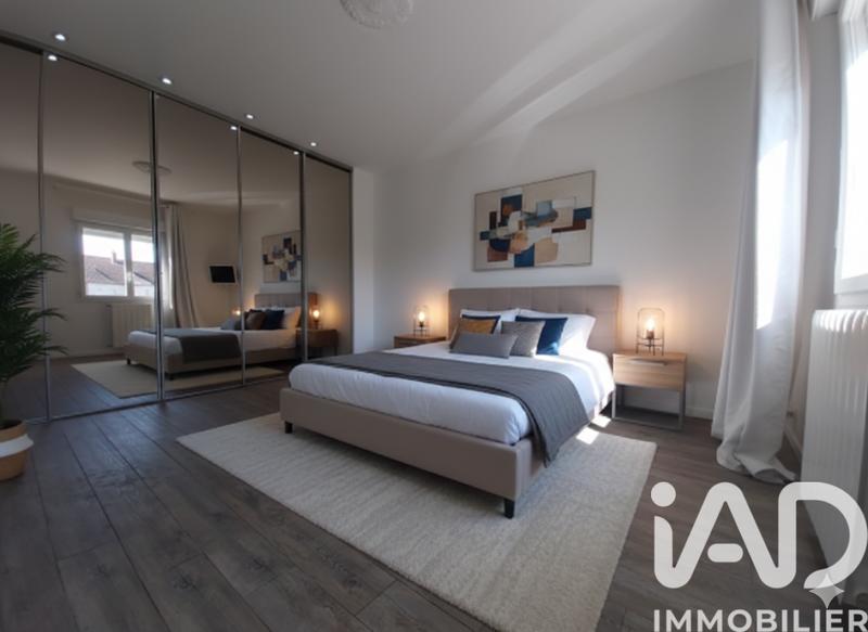 Maison - 95 m² - 6 pièces