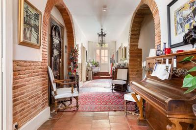 Demeure - 450 m² - 11 pièces