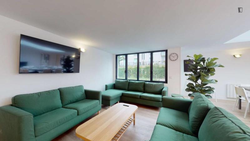 Chambre - 29 m² - 15 pièces