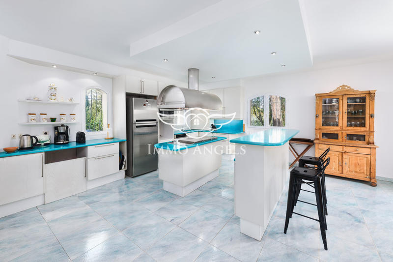 Bastide - 310 m² - 7 pièces