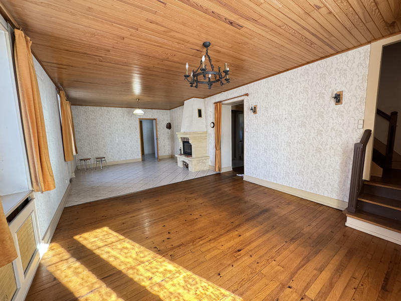 Maison - 136 m² - 7 pièces