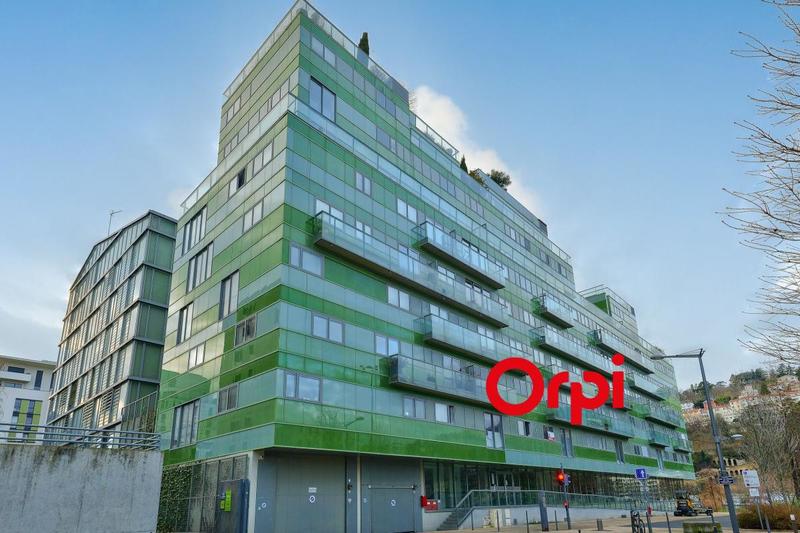 Appartement - 95 m² - 4 pièces