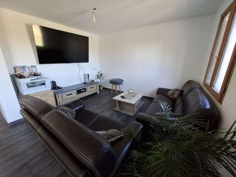 Maison - 137 m² - 9 pièces