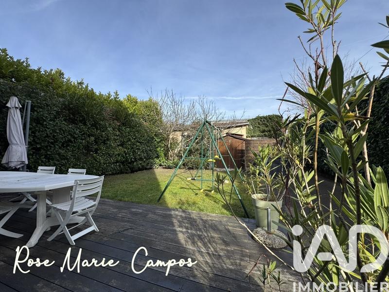 Maison - 242 m² - 11 pièces