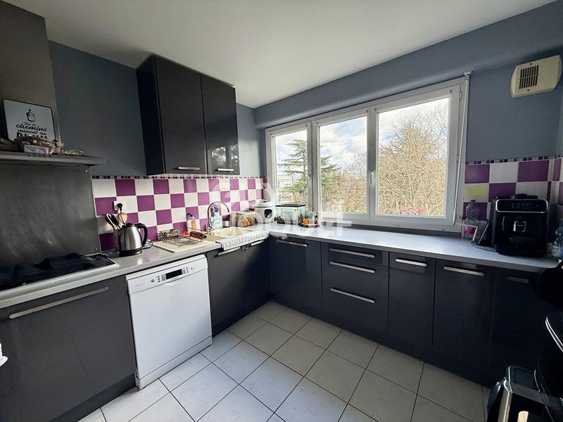 Appartement - 75 m² - 4 pièces