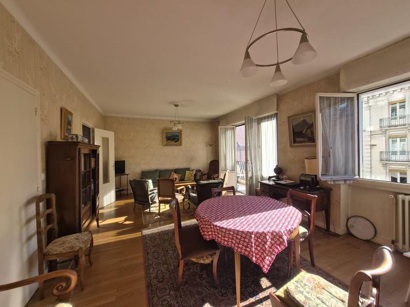 Appartement - 96 m² - 3 pièces