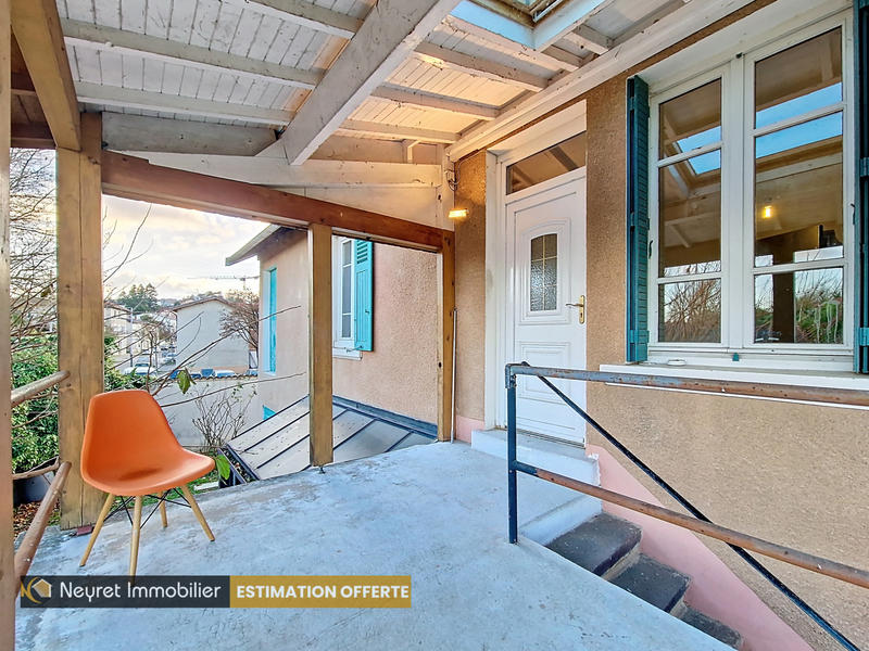 Maison de village - 125 m² - 8 pièces