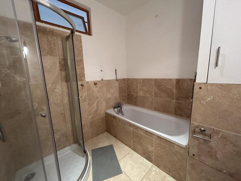 Demeure - 205 m² - 6 pièces