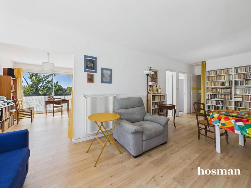 Appartement - 82 m² - 4 pièces