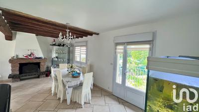 Maison - 180 m² - 8 pièces
