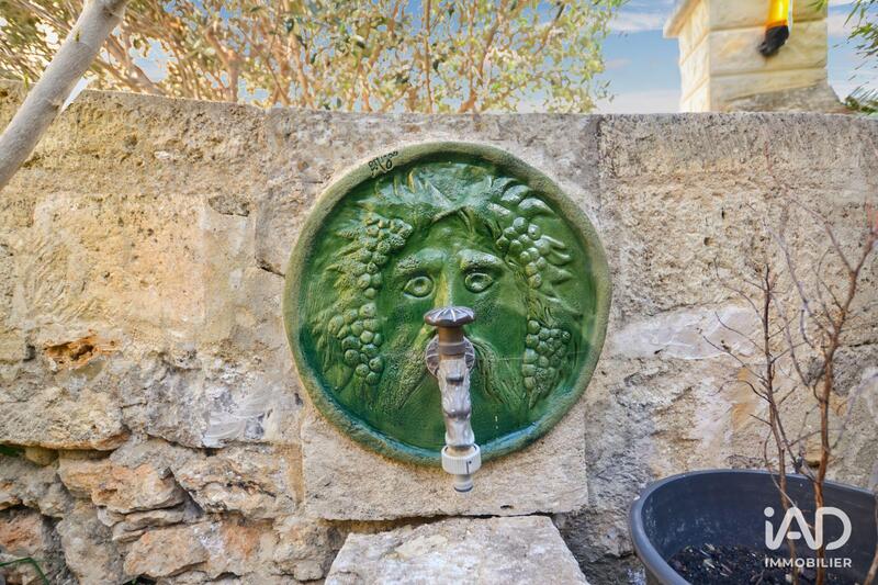 Maison - 207 m² - 7 pièces