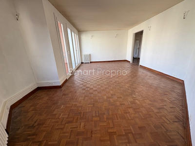 Appartement - 80 m² - 3 pièces