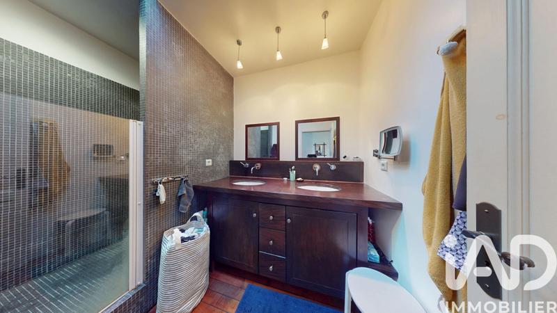 Maison - 191 m² - 5 pièces