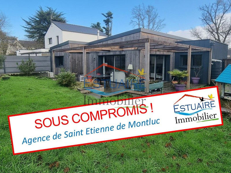 Maison - 90 m² - 5 pièces