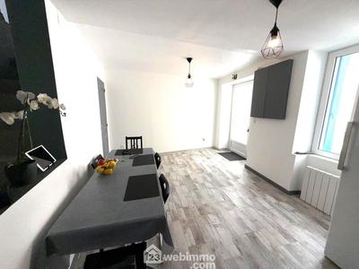 Maison de village - 105 m² - 6 pièces