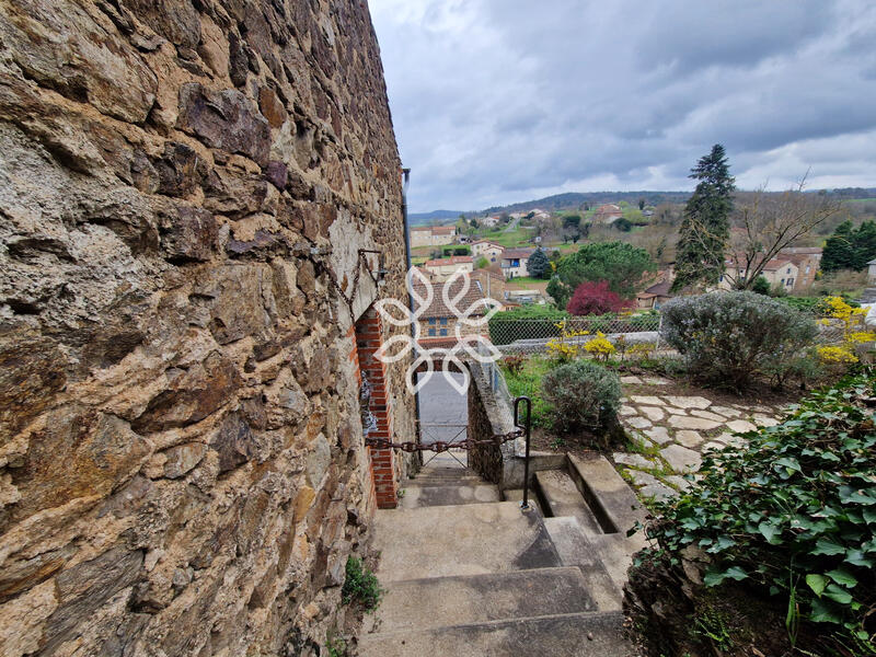 Maison - 100 m² - 6 pièces