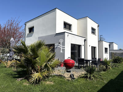 Maison - 154 m² - 5 pièces