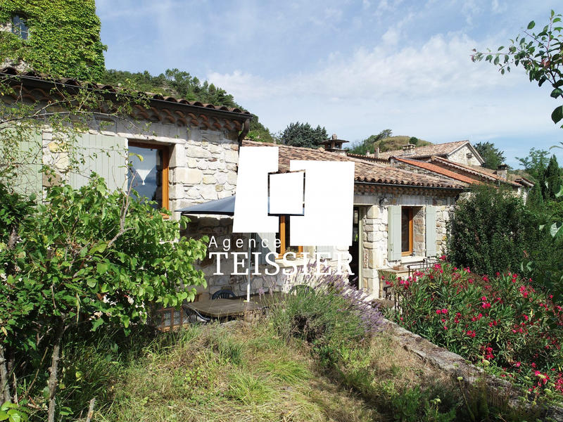 Maison - 118 m² - 3 pièces