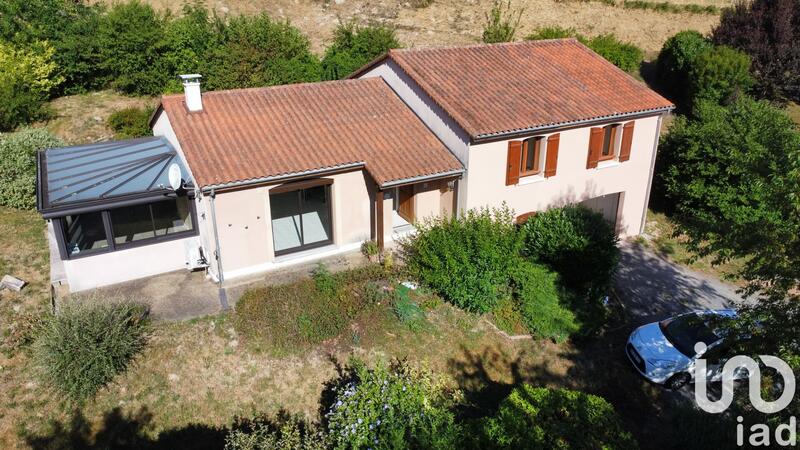 Maison - 130 m² - 5 pièces