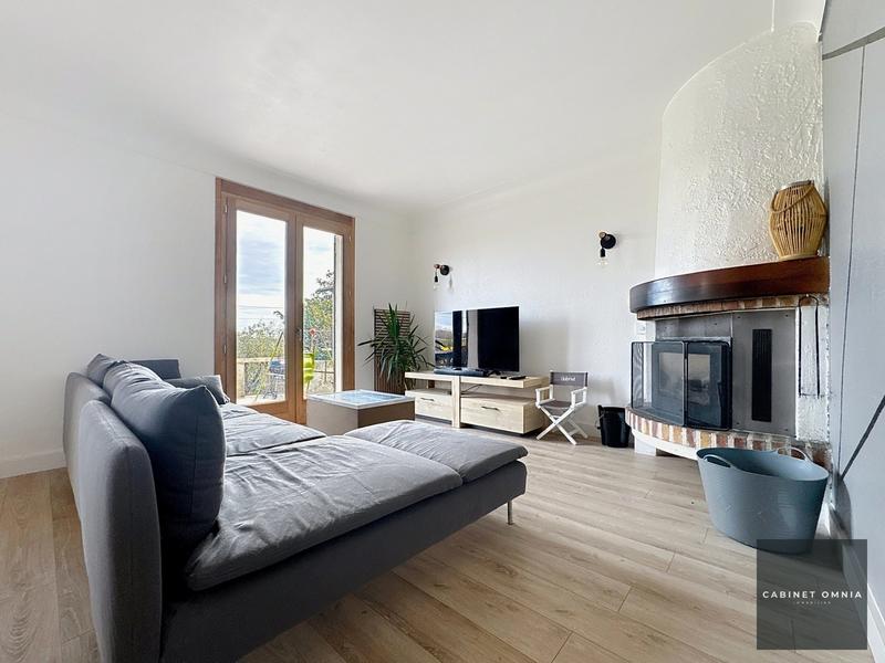 Maison - 102 m² - 4 pièces