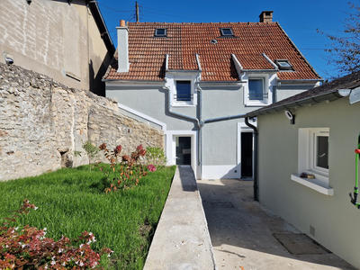 Maison - 77 m² - 4 pièces