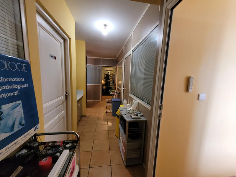 Local commercial - 250 m²