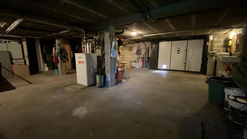 Maison - 162 m² - 9 pièces