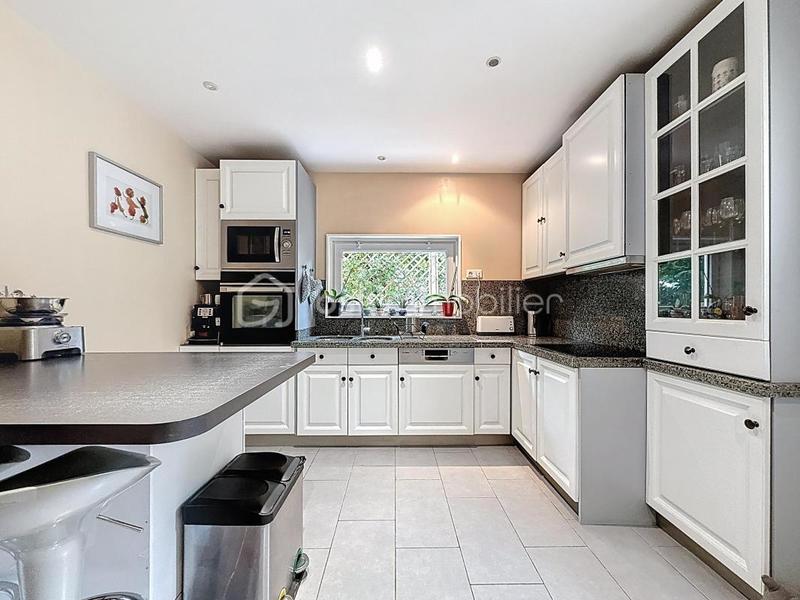 Maison - 104 m² - 5 pièces