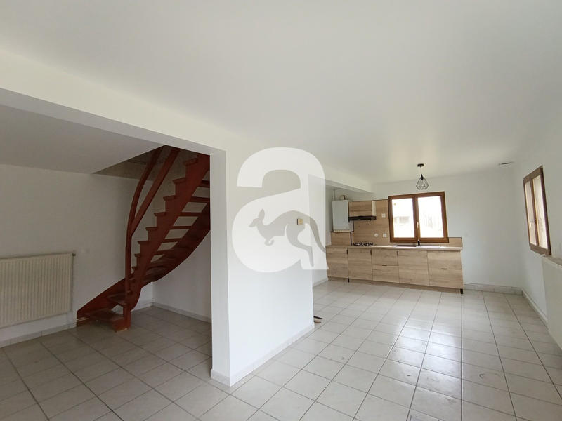 Maison traditionnelle - 82 m² - 3 pièces