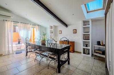 Villa - 195 m² - 8 pièces