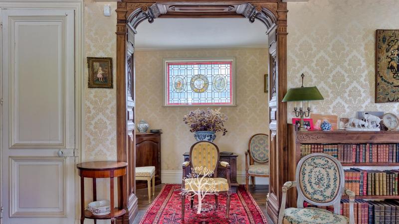 Château - 450 m² - 12 pièces