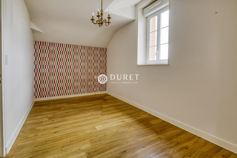 Maison - 195 m² - 7 pièces