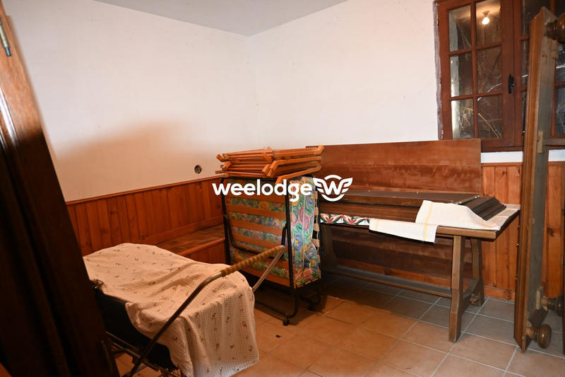 Maison traditionnelle - 72 m² - 7 pièces