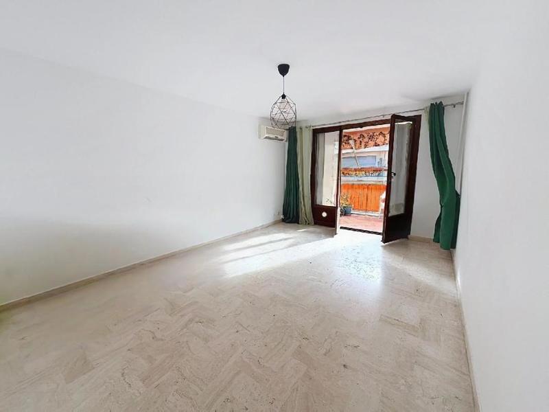 Appartement - 64 m² - 2 pièces