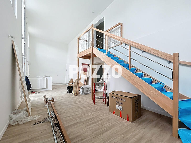 Appartement - 134 m² - 6 pièces