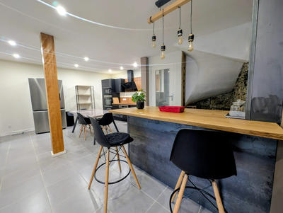 Maison de village - 80 m² - 4 pièces