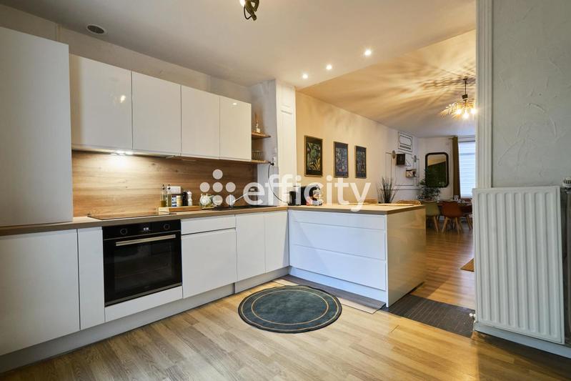 Maison de ville - 125 m² - 5 pièces