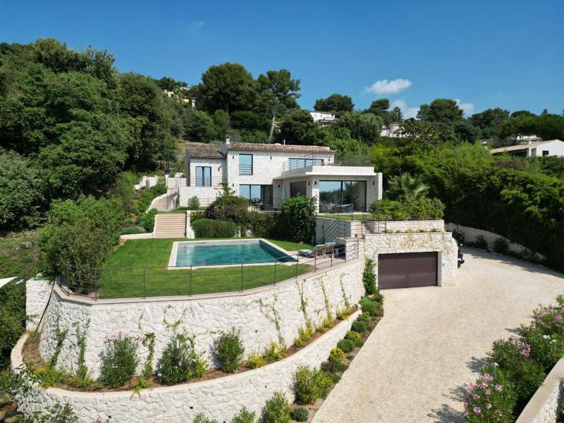 Villa - 260 m² - 7 pièces