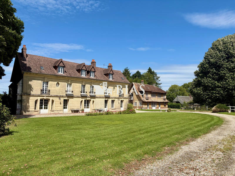 Manoir - 326 m² - 7 pièces