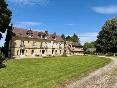 Manoir - 326 m² - 7 pièces