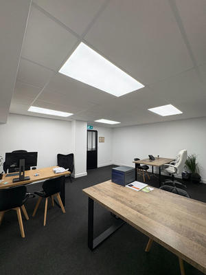 Local commercial - 330 m²