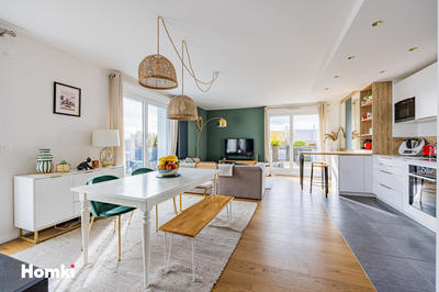 Appartement - 90 m² - 4 pièces