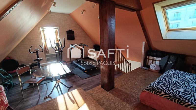 Maison - 202 m² - 6 pièces