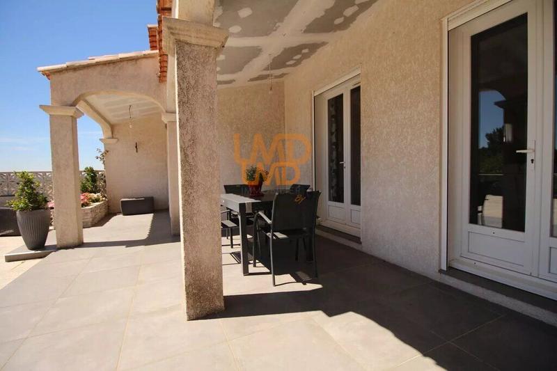 Maison - 160 m² - 3 pièces